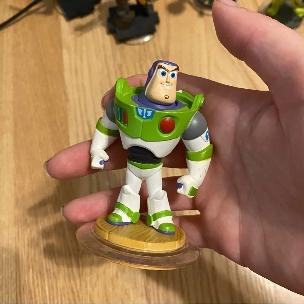 Disney Infinity Figures Set Some 2.0 W/ Base Woody Jessie Sully Merida Mike